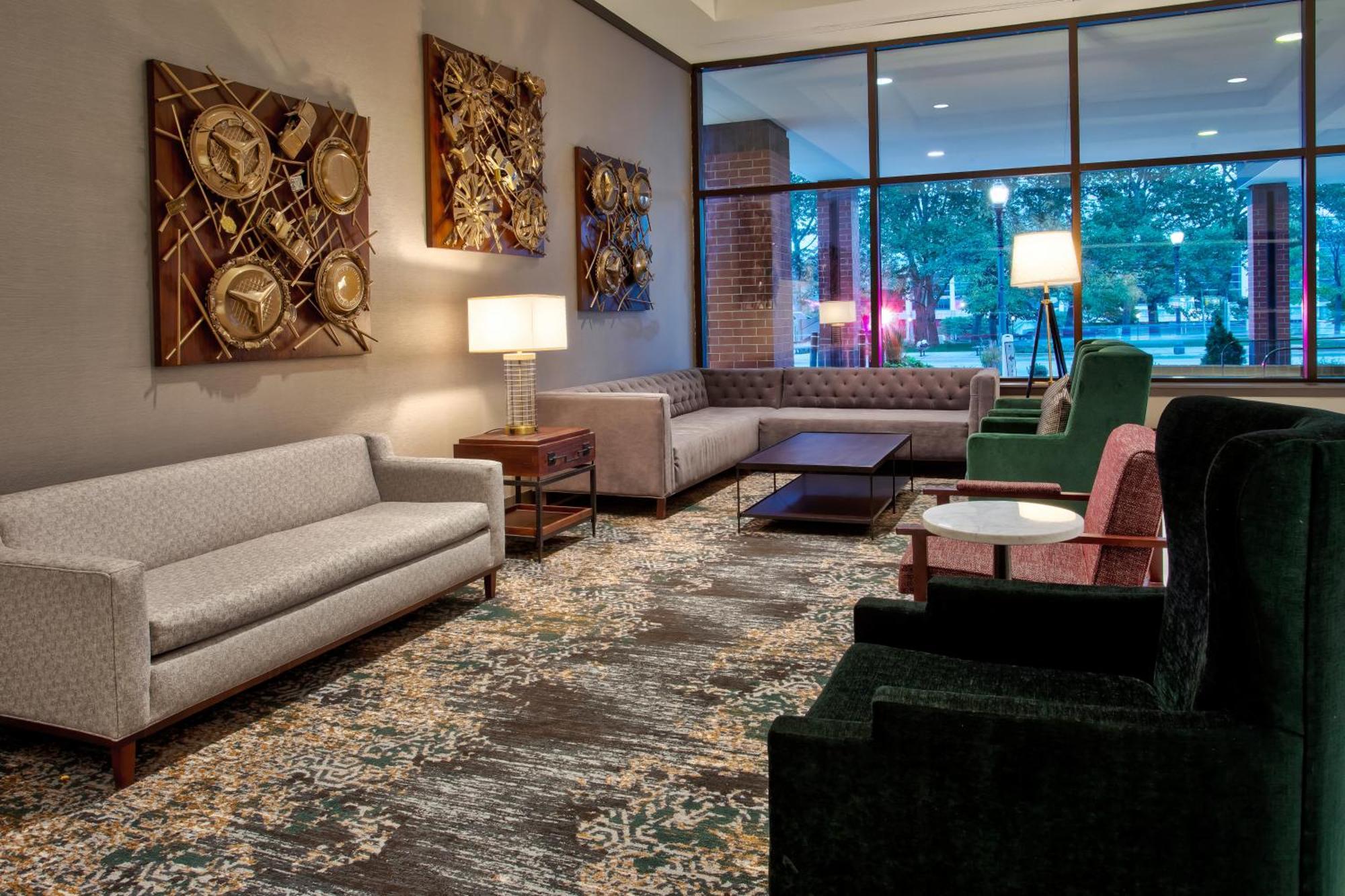 Hotel Doubletree By Hilton Lansing Esterno foto
